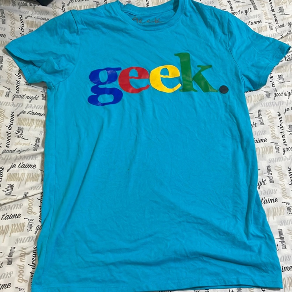 GEEK (S)